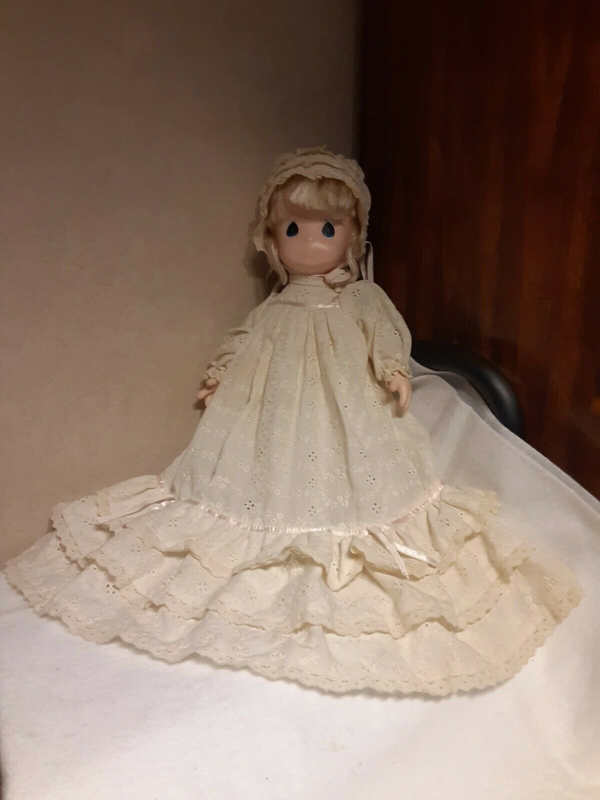 Vintage 1992 Precious Moments "jenny" Doll Eyelet Dress 16" Christening Gown